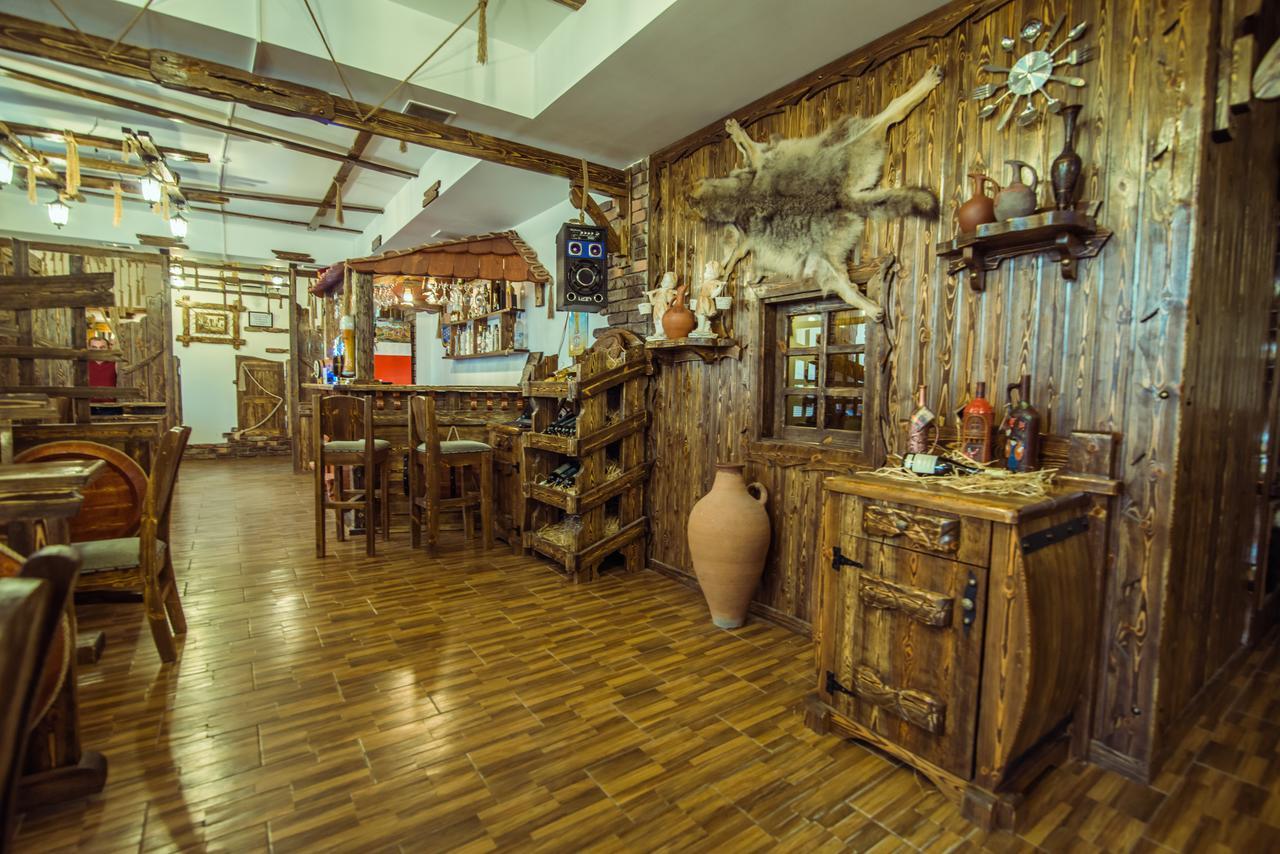 Aef-Butik Hotel Bakoe Buitenkant foto